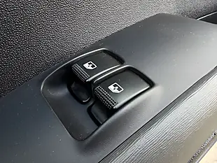 Used 2014 Hyundai I10 Classic White - Interior and Exterior details 19
