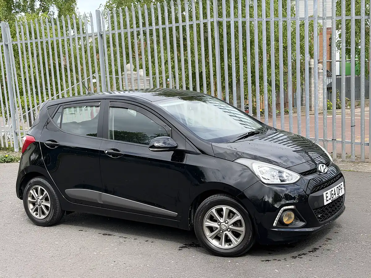 Used 2014 Hyundai i10 Premium Black - Interior and Exterior details 2