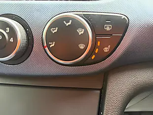 Used 2014 Hyundai I10 Premium Blue - Interior and Exterior details 16