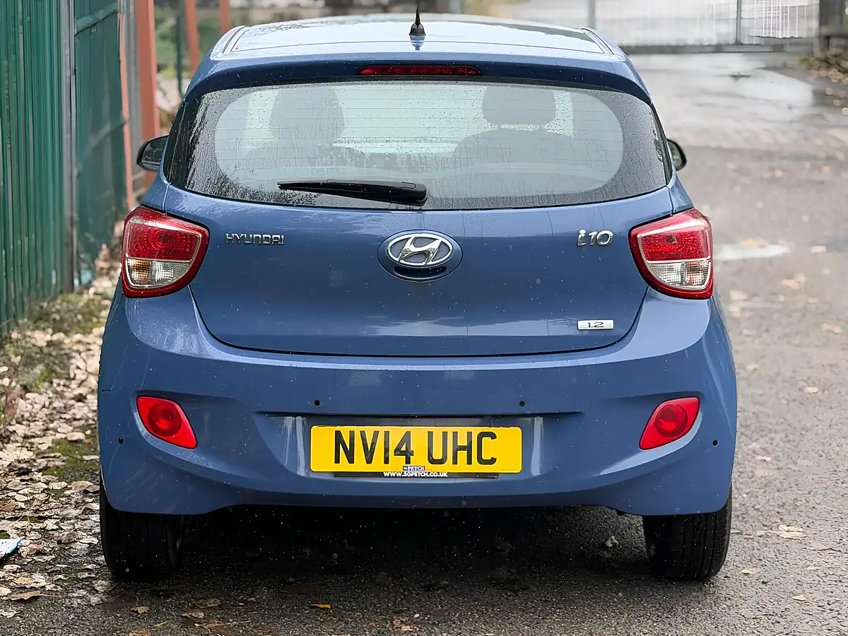 Used 2014 Hyundai I10 Premium Blue - Interior and Exterior details 7
