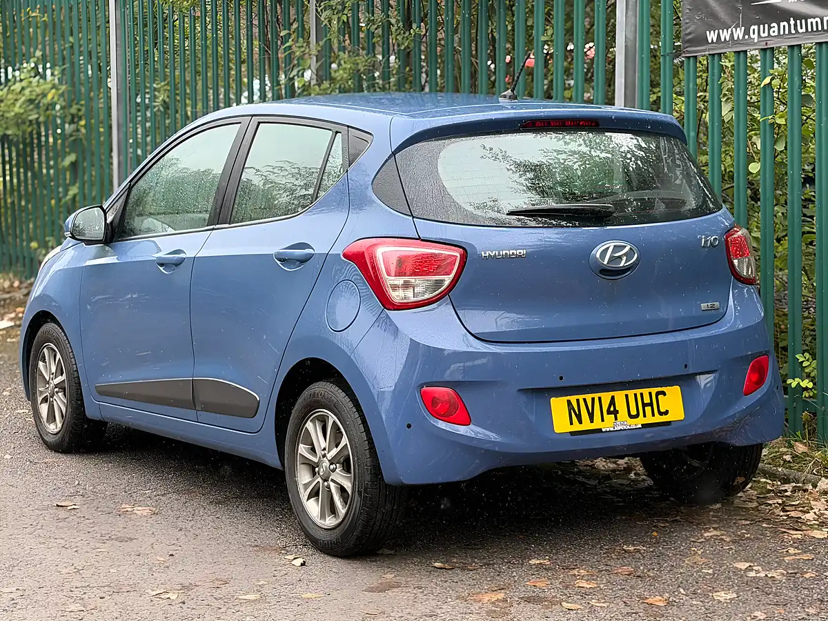Used 2014 Hyundai I10 Premium Blue - Interior and Exterior details 8