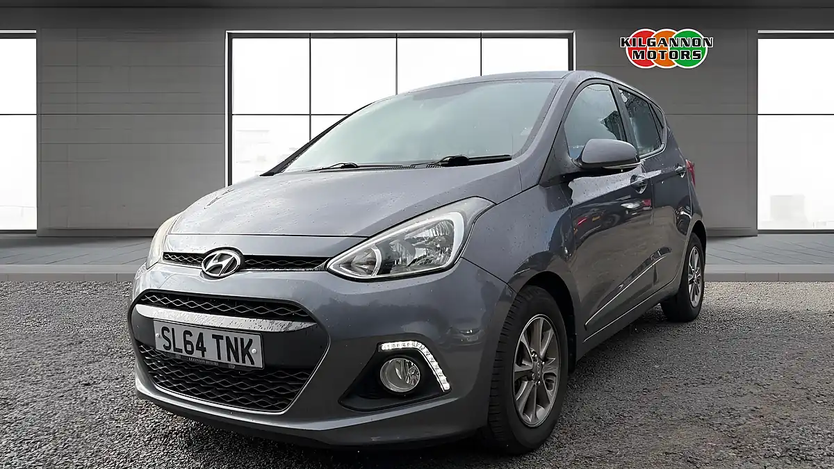 Used 2014 Hyundai i10 Premium Grey - Interior and Exterior details 17