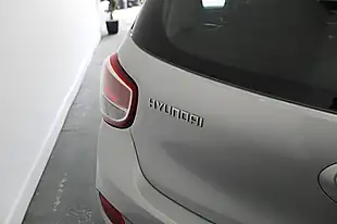 Used 2014 Hyundai I10 Premium Silver - Interior and Exterior details 11