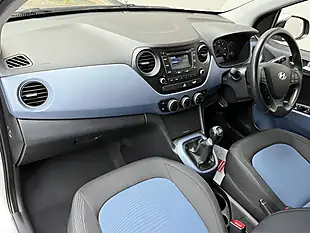 Used 2014 Hyundai I10 Premium Silver - Interior and Exterior details 15