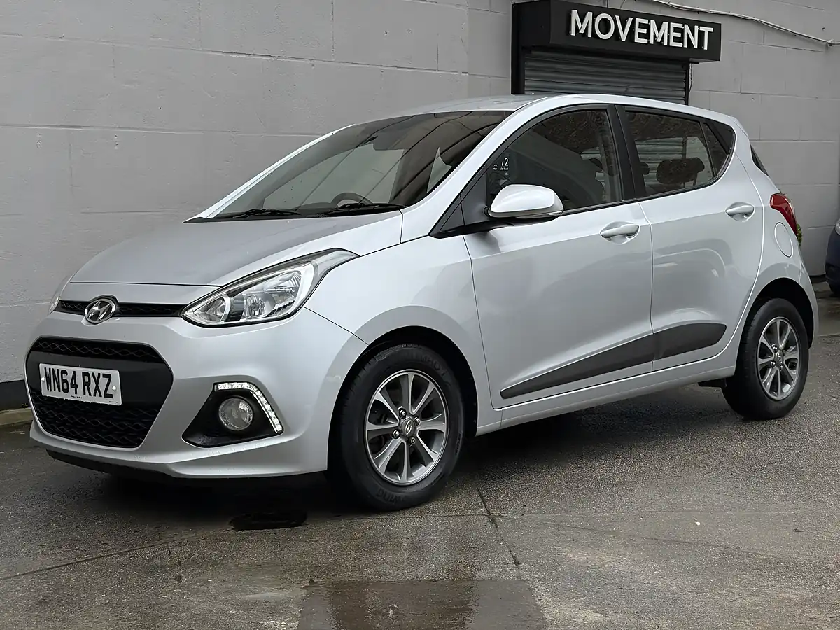 Used 2014 Hyundai I10 Premium Silver - Interior and Exterior details 2