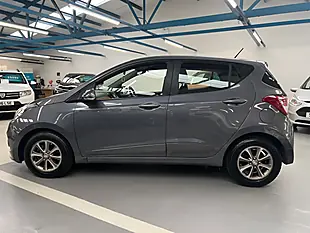 Used 2014 Hyundai i10 Premium Stardust Grey - Interior and Exterior details 5