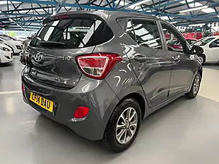 Used 2014 Hyundai i10 Premium Stardust Grey - Interior and Exterior details 8