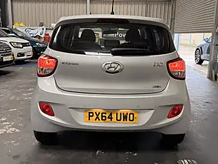Used 2014 Hyundai I10 Se 5DR Metallic Silver - Interior and Exterior details 11