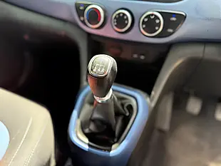 Used 2014 Hyundai i10 Se Black - Interior and Exterior details 17