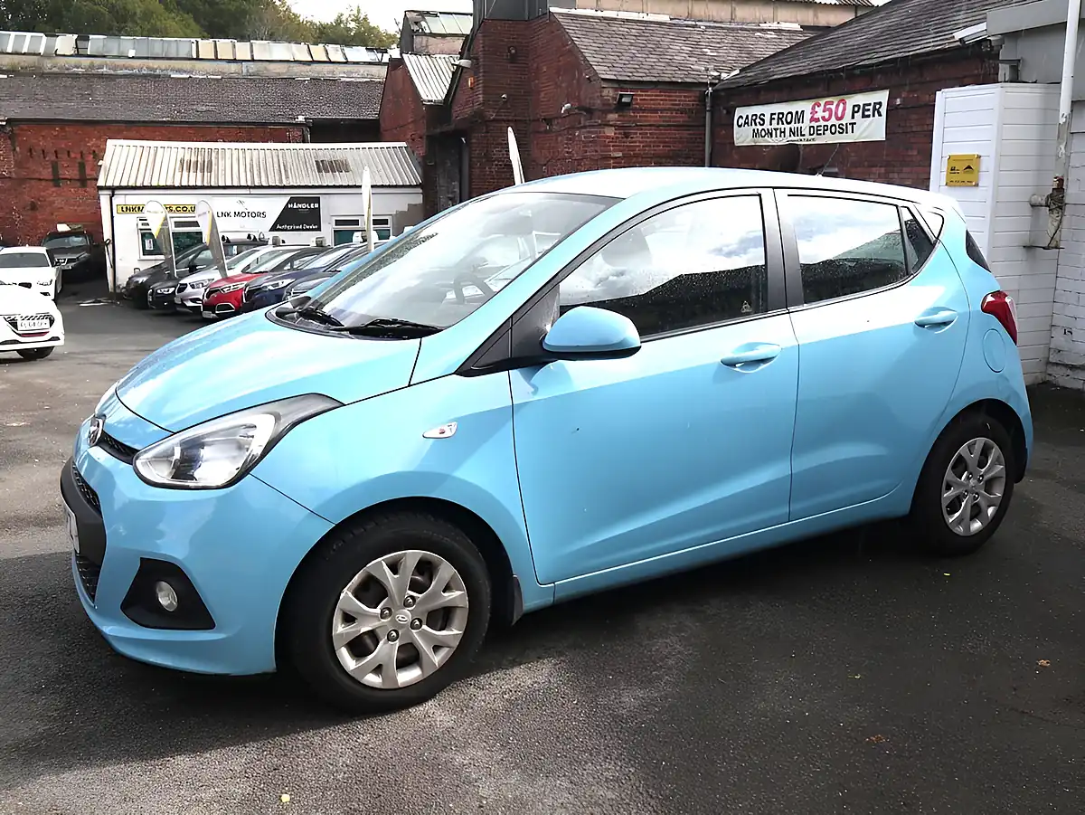 Used 2014 Hyundai I10 Se Blue - Interior and Exterior details 14