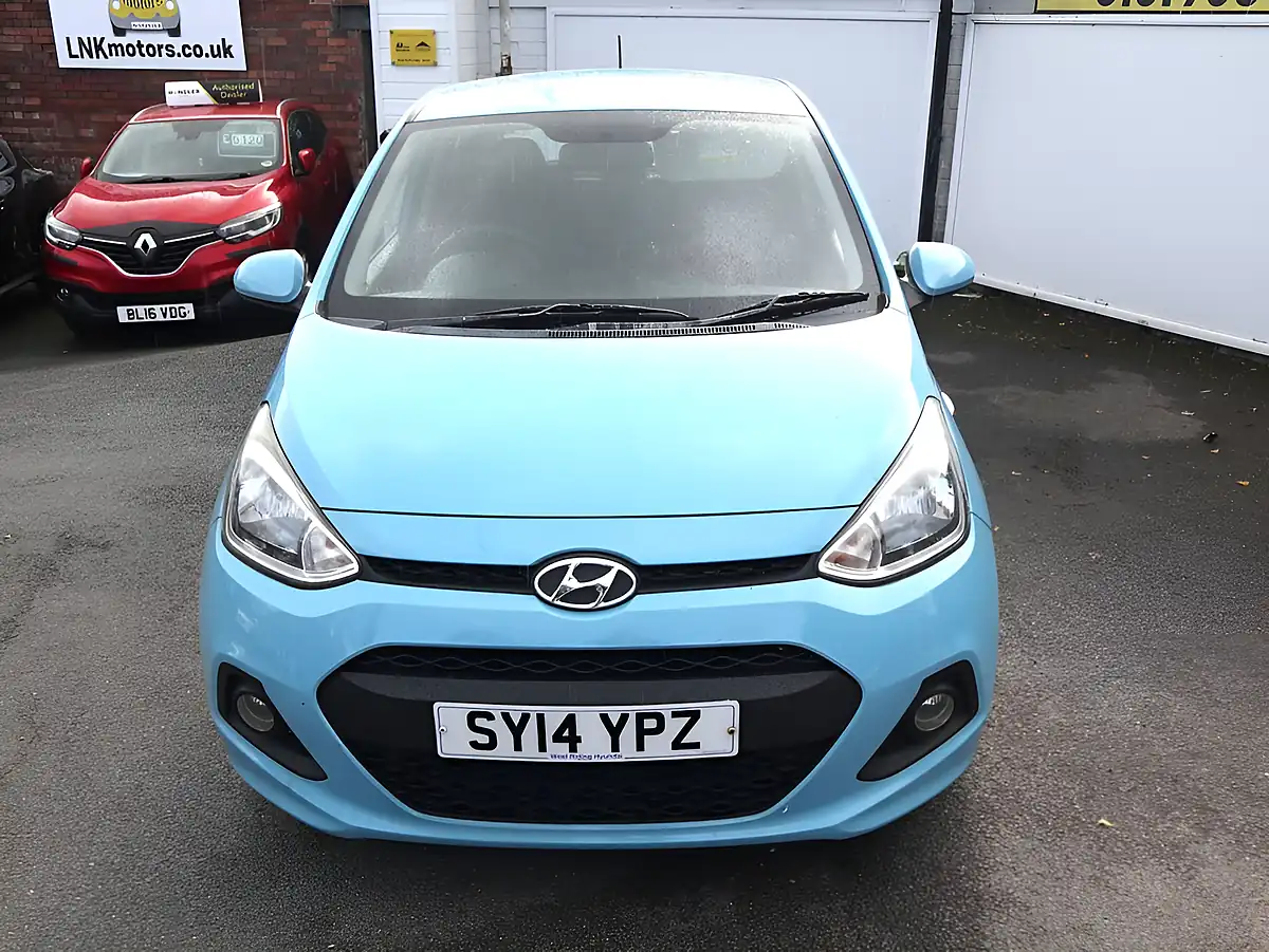 Used 2014 Hyundai I10 Se Blue - Interior and Exterior details 4