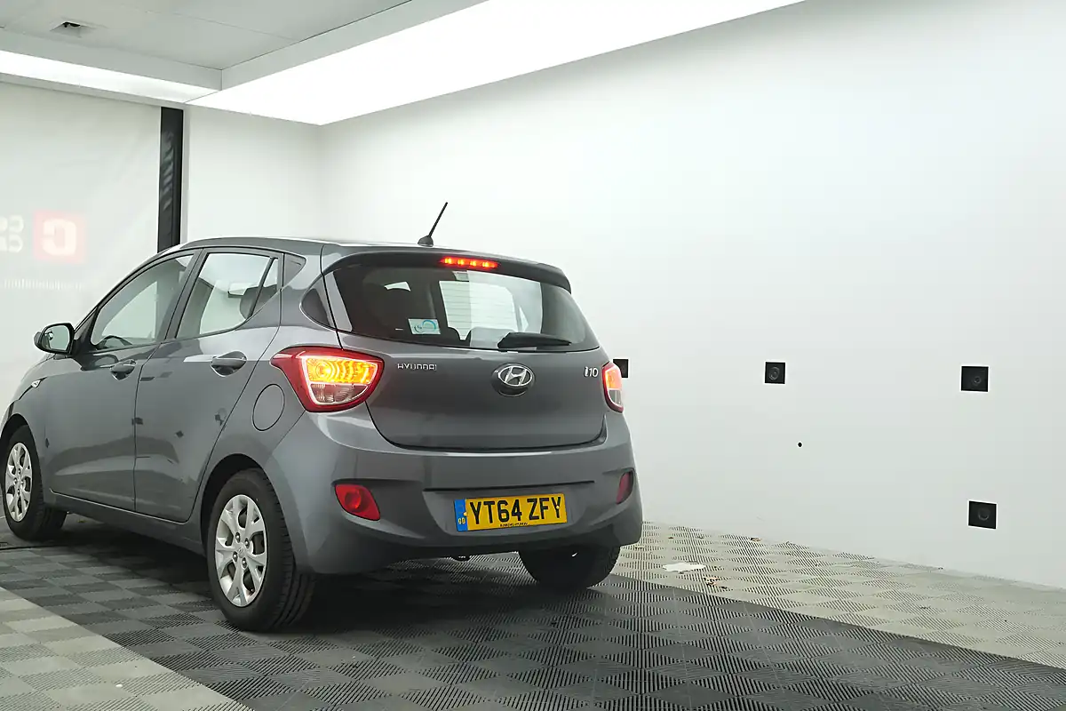 Used 2014 Hyundai I10 Se Grey - Interior and Exterior details 6