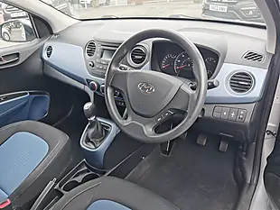 Used 2014 Hyundai I10 Se Hatchback 5dr Silver - Interior and Exterior details 7