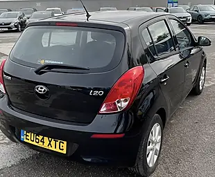 Used 2014 Hyundai I20 Active Black - Interior and Exterior details 5