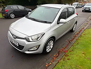 Used 2014 Hyundai i20 Active Silver - Interior and Exterior details 3