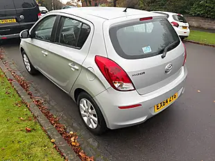 Used 2014 Hyundai i20 Active Silver - Interior and Exterior details 8