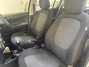 Used 2014 Hyundai I20 Active White - Interior and Exterior details 10