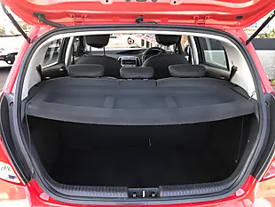 Used 2014 Hyundai i20 Classic Red - Interior and Exterior details 20