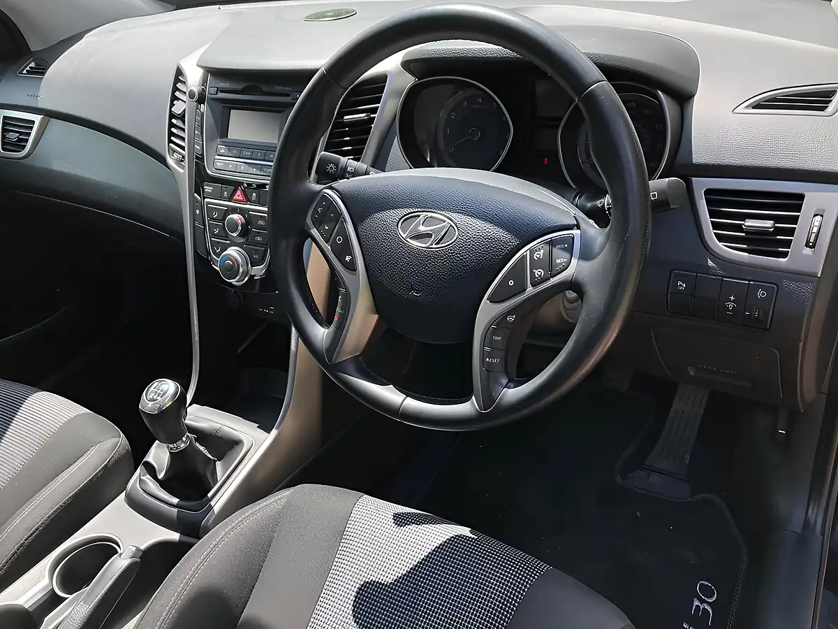 Used 2014 Hyundai I30 Active Black - Interior and Exterior details 13