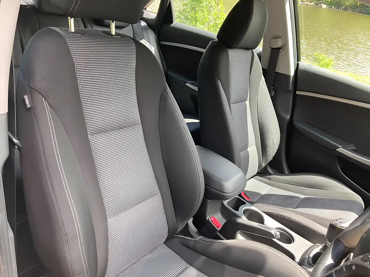 Used 2014 Hyundai I30 Active Black - Interior and Exterior details 14