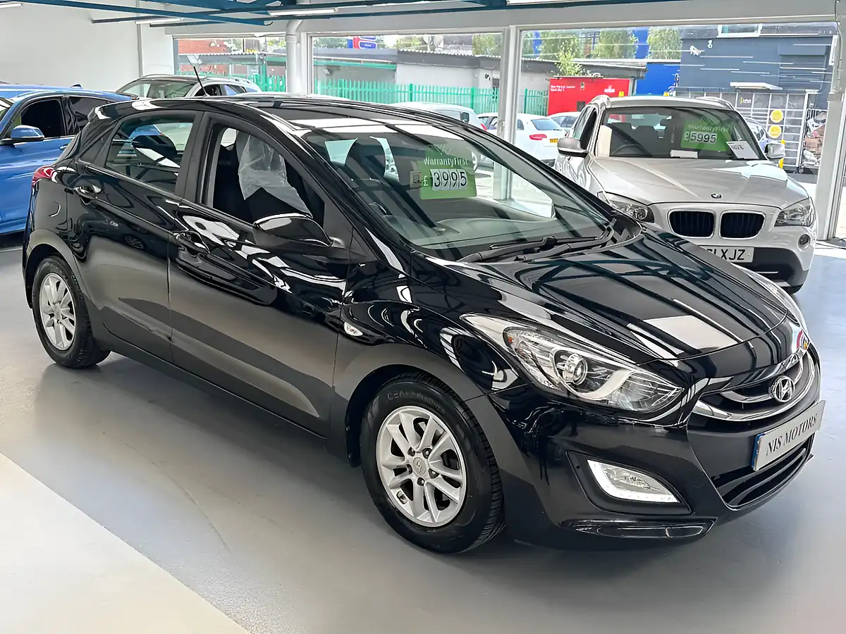 Used 2014 Hyundai i30 Active Black - Interior and Exterior details 4