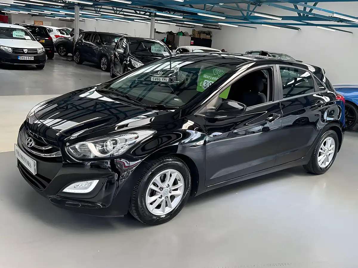 Used 2014 Hyundai i30 Active Black - Interior and Exterior details 9