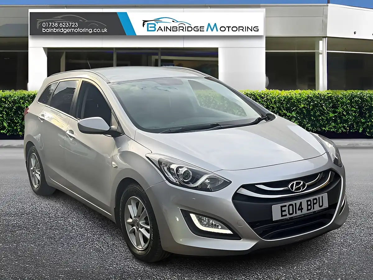 Used 2014 Hyundai i30 Active Blue Drive Silver - Front View