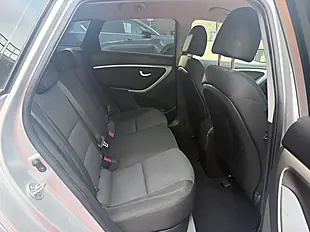 Used 2014 Hyundai i30 Active Blue Drive Silver - Interior and Exterior details 13
