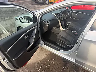 Used 2014 Hyundai i30 Active Blue Drive Silver - Interior and Exterior details 16