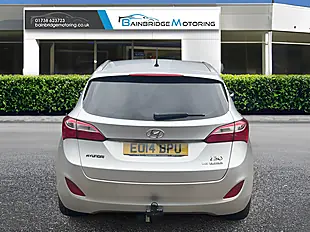 Used 2014 Hyundai i30 Active Blue Drive Silver - Interior and Exterior details 4