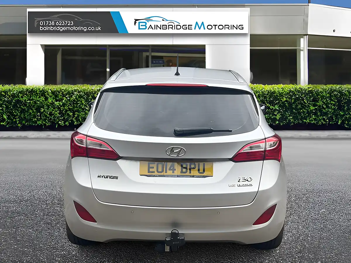Used 2014 Hyundai i30 Active Blue Drive Silver - Interior and Exterior details 4