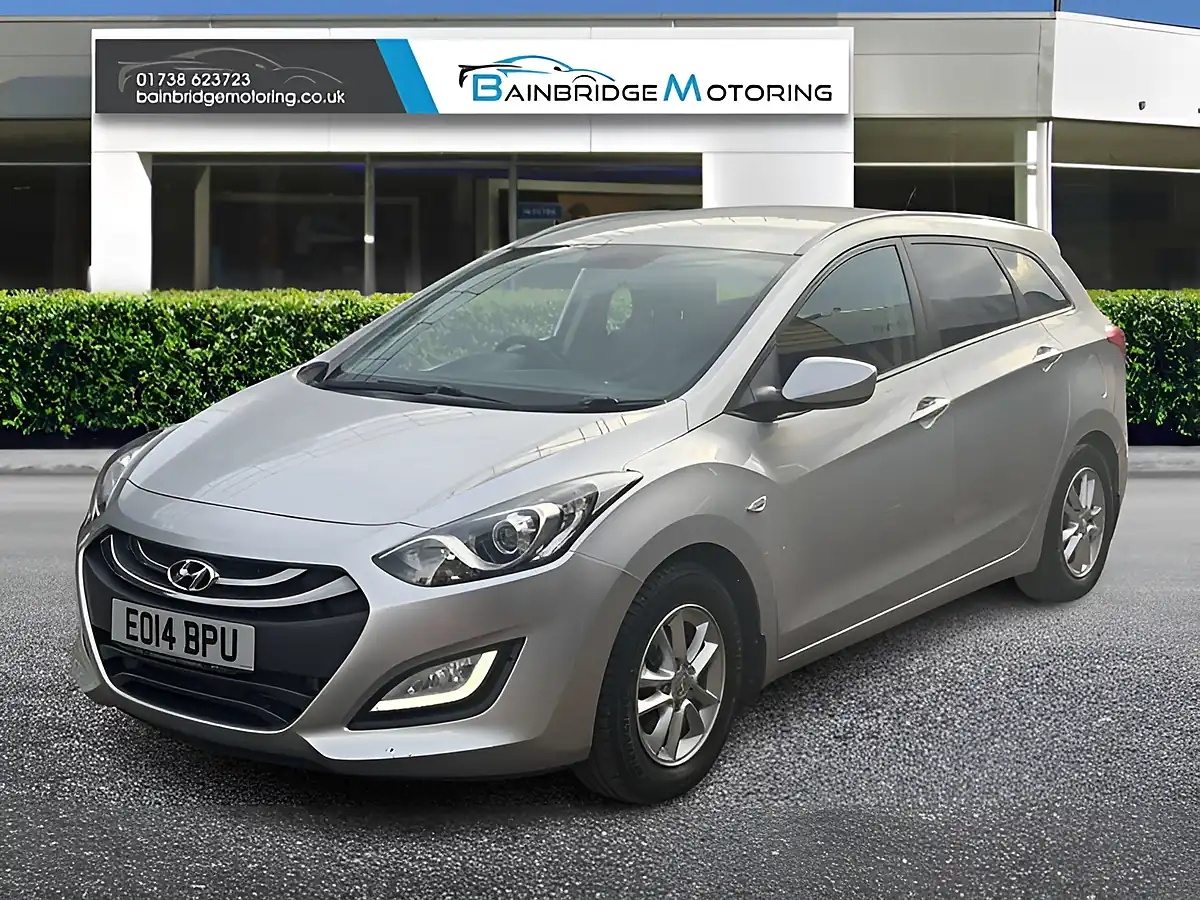 Used 2014 Hyundai i30 Active Blue Drive Silver - Interior and Exterior details 7