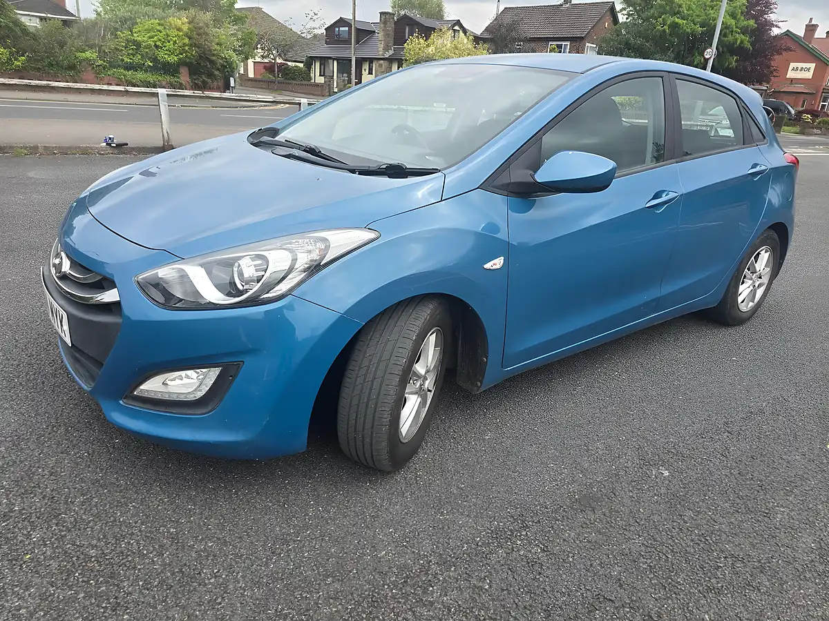 Used 2014 Hyundai I30 Active Blue - Interior and Exterior details 5