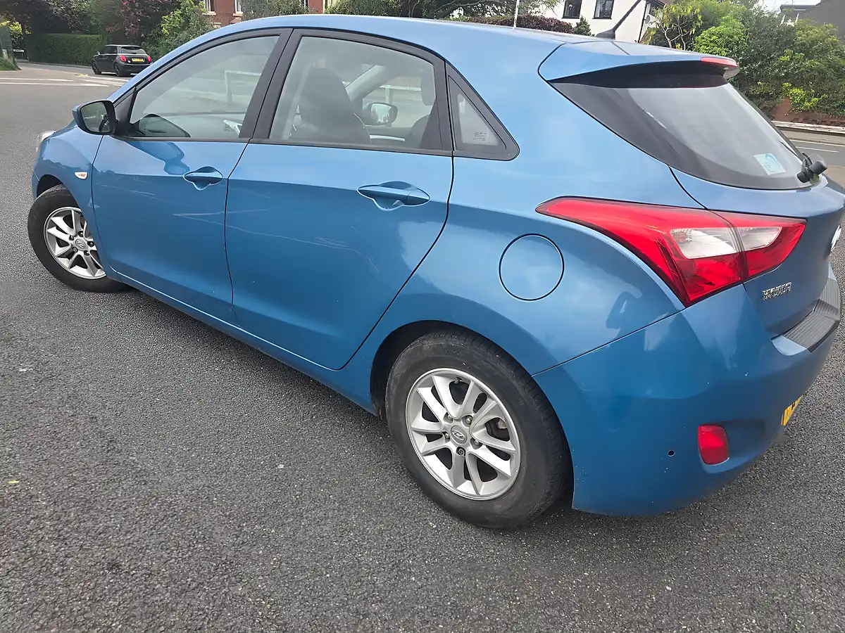 Used 2014 Hyundai I30 Active Blue - Interior and Exterior details 6
