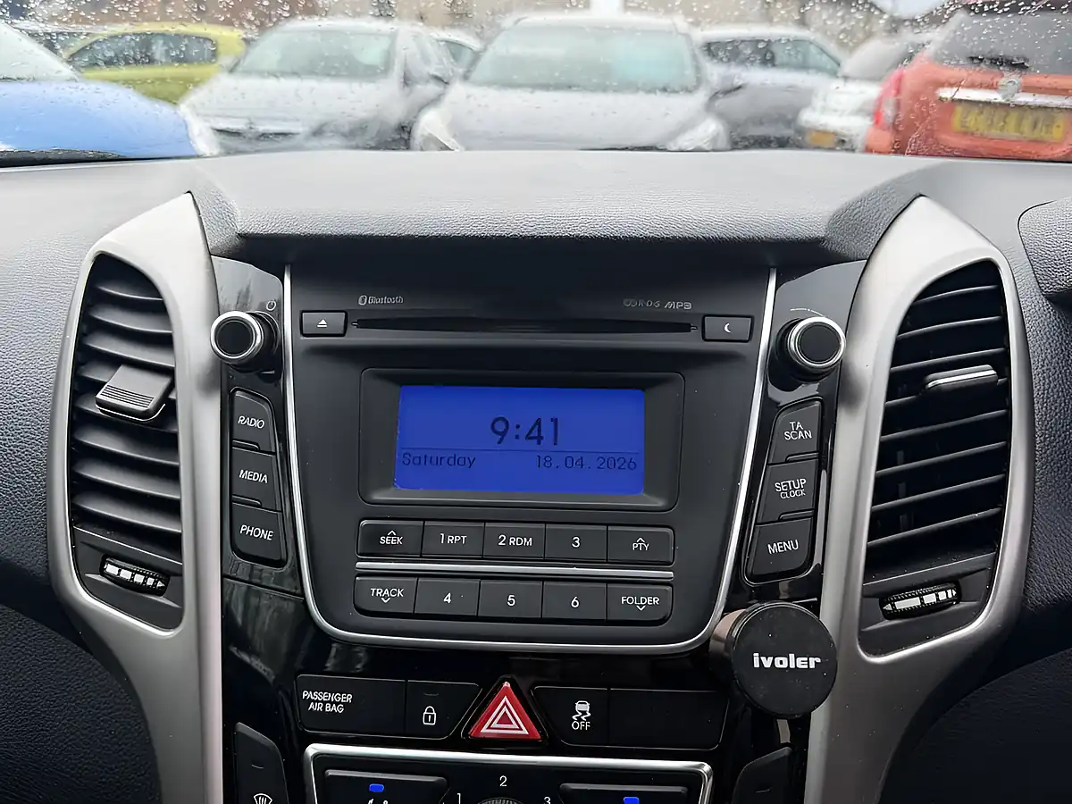 Used 2014 Hyundai i30 Active Blue - Interior and Exterior details 17