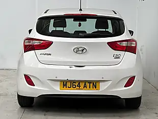 Used 2014 Hyundai I30 Active Creamy White - Interior and Exterior details 5
