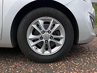 Used 2014 Hyundai I30 Active Silver - Interior and Exterior details 10