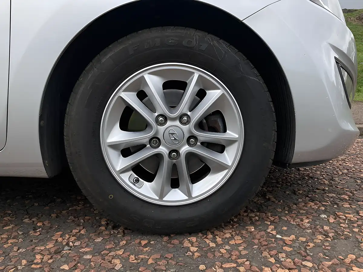 Used 2014 Hyundai I30 Active Silver - Interior and Exterior details 10