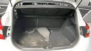 Used 2014 Hyundai I30 Active White - Interior and Exterior details 14