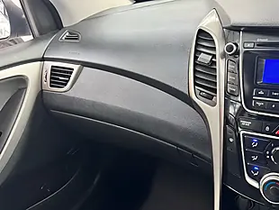 Used 2014 Hyundai i30 Active White - Interior and Exterior details 12