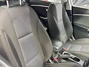 Used 2014 Hyundai i30 Active White - Interior and Exterior details 15