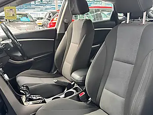 Used 2014 Hyundai i30 Active White - Interior and Exterior details 19