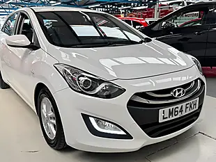 Used 2014 Hyundai i30 Active White - Interior and Exterior details 5