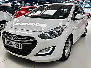 Used 2014 Hyundai i30 Active White - Interior and Exterior details 9