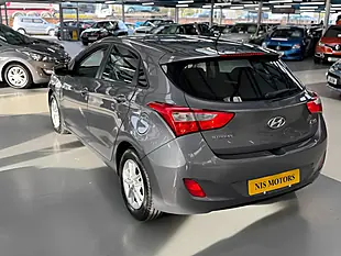 Used 2014 Hyundai i30 Blue Drive Active Grey - Interior and Exterior details 10