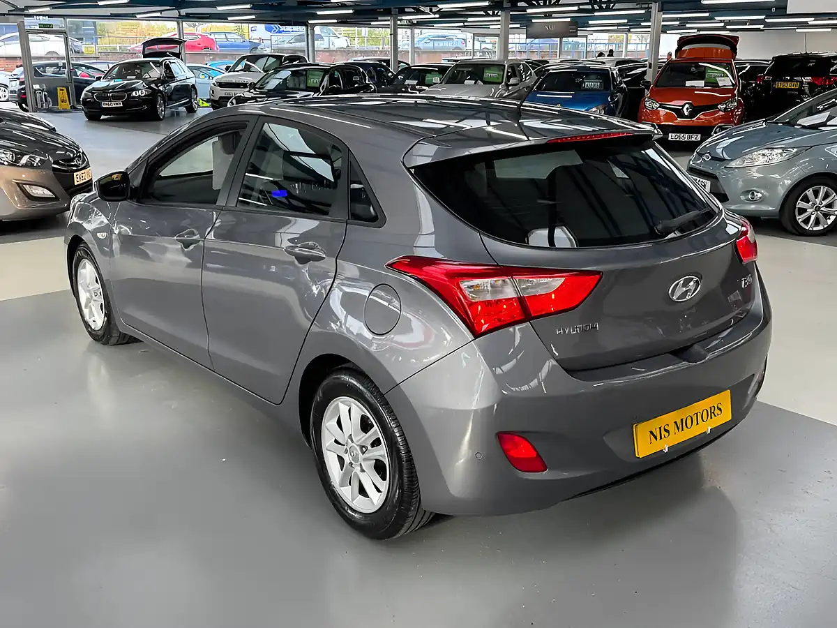 Used 2014 Hyundai i30 Blue Drive Active Grey - Interior and Exterior details 2