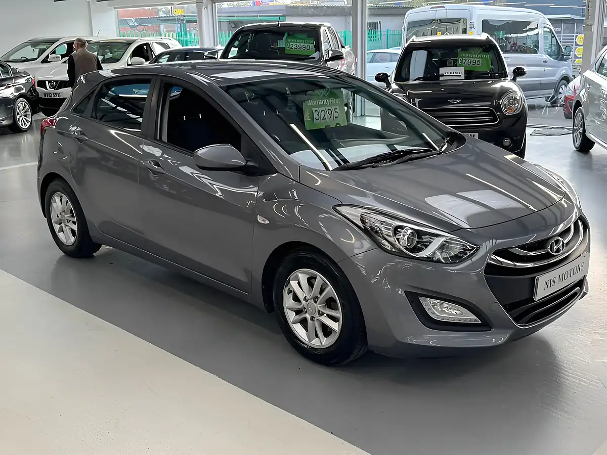Used 2014 Hyundai i30 Blue Drive Active Grey - Interior and Exterior details 4