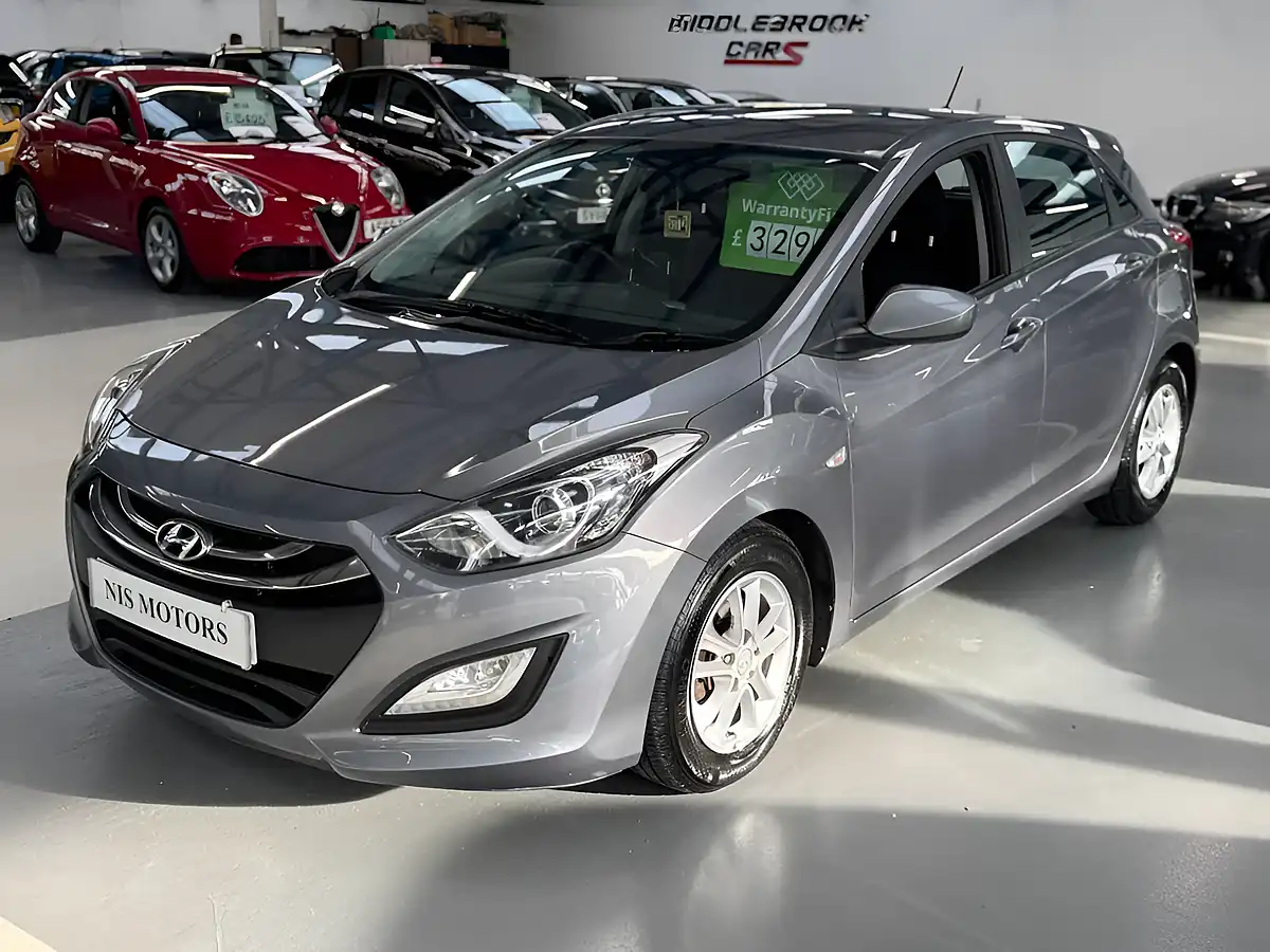 Used 2014 Hyundai i30 Blue Drive Active Grey - Interior and Exterior details 9