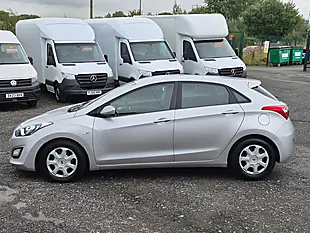 Used 2014 Hyundai I30 Blue Drive Classic Silver - Interior and Exterior details 4