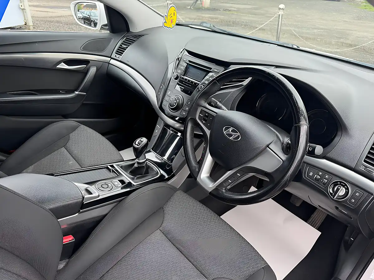 Used 2014 Hyundai I40 Active - Interior and Exterior details 13